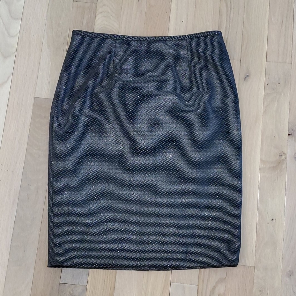 Calvin Klein women's skirt. Size 2P